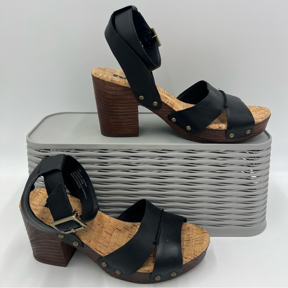 Korks Mia Platform Sandals Black Straps Size 6